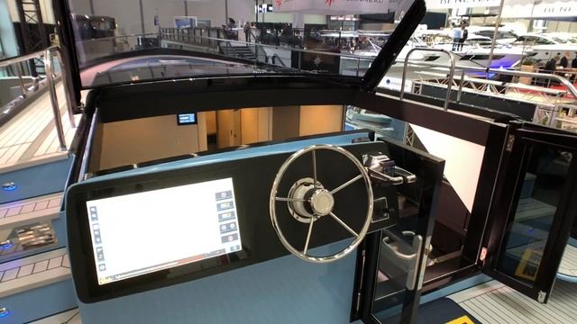 Besla 1100 - Vripack signe une vedette open hollandaise, a motorisation électrique смотреть онлайн