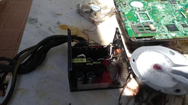 Limpeza 04 - Fonte 550W TSUNAMI смотреть онлайн