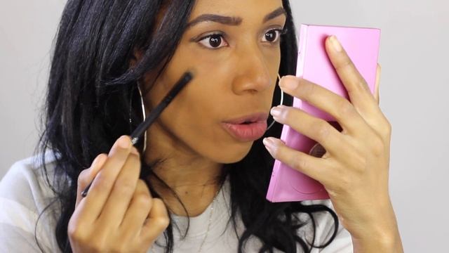 MAC PRO CONCEAL AND CORRECT PALETTE REVIEW & DEMO смотреть онлайн