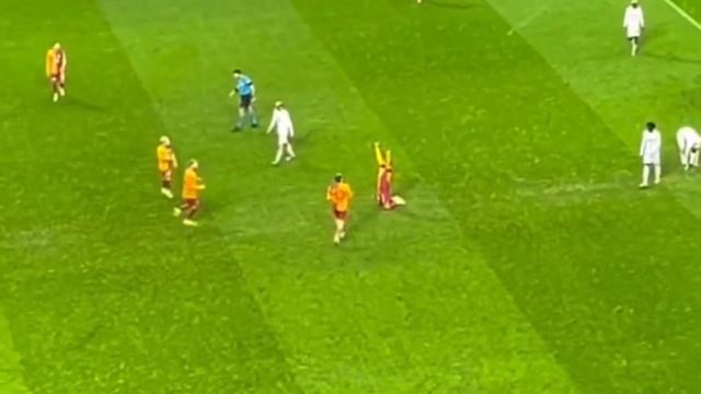 GALATASARAY 6-2 RIZESPOR ERZURUMLU SPIKER MAC OZETI смотреть онлайн