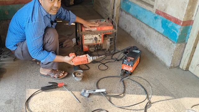 Honda Generator Se Welding Machine Running Now смотреть онлайн