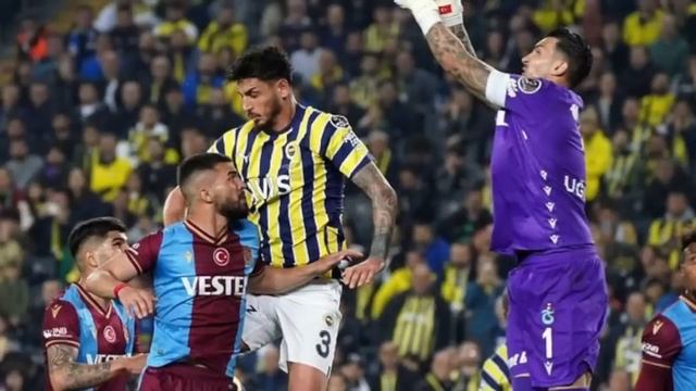 Nihat Kahveci Fb'ye Övgü Yağdırdı-Fenerbahçe 3-1 Trabzonspor Maç Özeti. смотреть онлайн