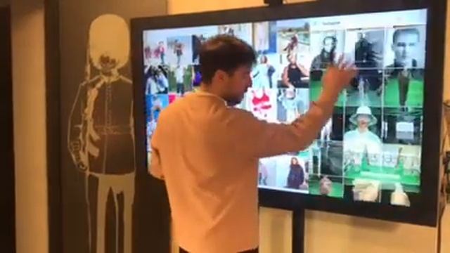 Easy Multi Display Instagram 3 Areas TV (Dynamic Signage Software & Video Wall Solution) смотреть онлайн