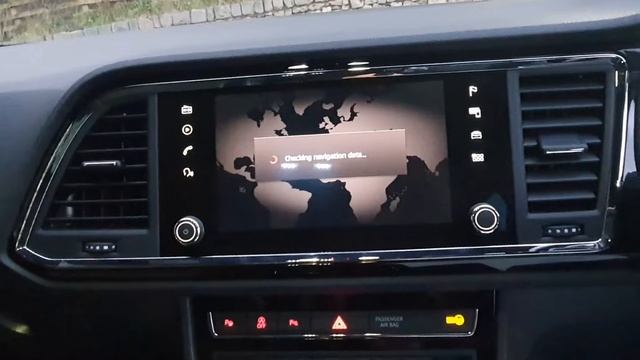 SEAT ATECA 1.5 TSI EVO FR Sport [EZ] 5dr смотреть онлайн