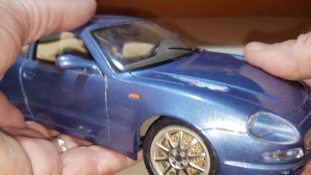 Burago Italiana 1998 - Maserati 3200 GT 1/18. смотреть онлайн