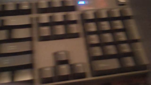 Thermaltake Poseidon Mechanical Keyboard MX Brown Switch Quick Review смотреть онлайн