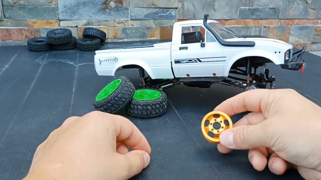 Customizing Wheels on WPL RC Cars and Trucks. Installing New Rims and Disks on WPL C24 RC Truck. смотреть онлайн