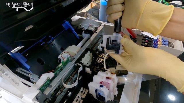 엡손 프린터 헤드청소#잉크주입#호스라인공기빼기 смотреть онлайн