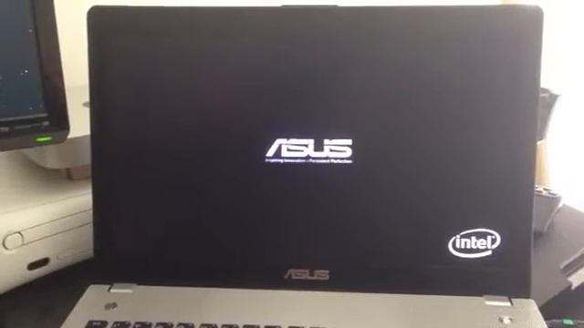 Windows 8 SSD Laptop Bootup Time смотреть онлайн