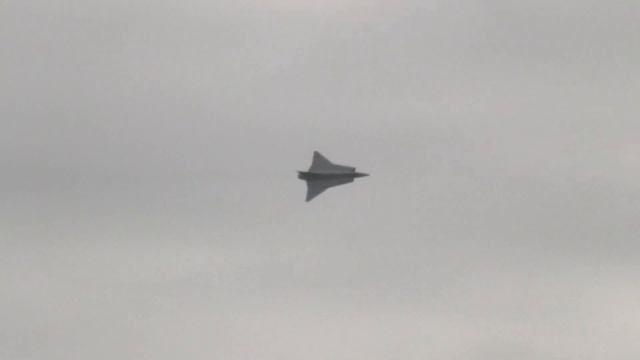 Saab J 35 Draken - Försvarsmaktens Flygdag 2012 смотреть онлайн