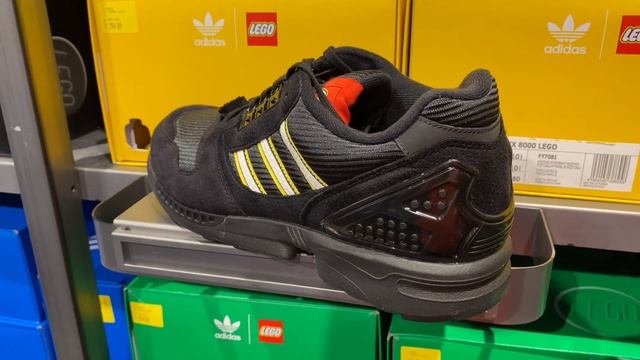 Adidas ZX 8000 LEGO “Color Pack Black” (Core Black/Cloud White/Core Black) - SKU: FY7085 смотреть онлайн