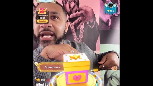 *LONNIE B FUNNIEST GUY ON BIGO LIVE🗣️ NEW GENERATION ROBBIN GAYs? 👀 #lgbtq #bigo #bigovlog #bigotv смотреть онлайн