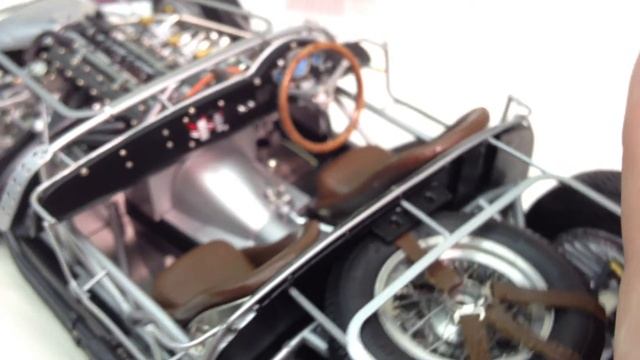 CMC Maserati 300S Rolling Chassis 1:18 Scale M-109 new release смотреть онлайн
