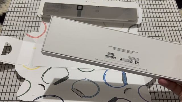 Unboxing  Apple Watch Series 7 - Green Aluminium with Clover Sports Band, 45 mm смотреть онлайн