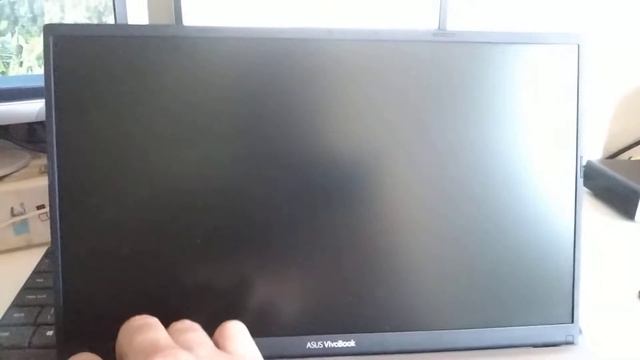 Configuração de boot para instalar Windows 10 no Asus VivoBook смотреть онлайн