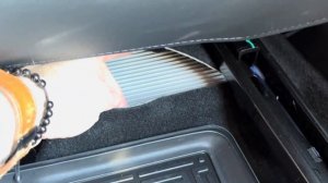 Установка карты памяти в Geely Coolray рестайлинг 2023-2024