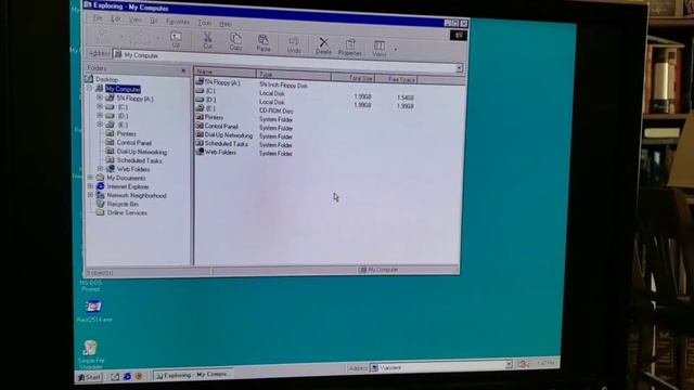 1997 Compaq DeskPro 4000 runs Windows 98 and Doom 95 смотреть онлайн