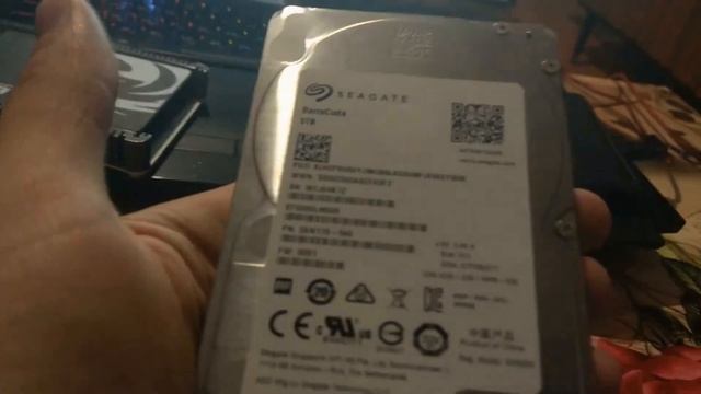 Не покупайте китайские SSD на Алиэспресс или Ozon! Наглядный пример контрафактного SSD KingSpec смотреть онлайн