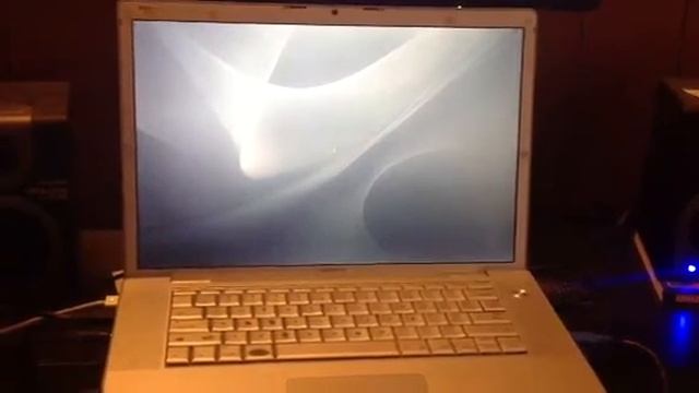 Can't login to one user account, Mac OS X 10.6 Snow Leopard смотреть онлайн