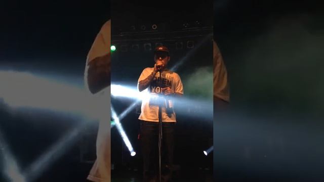 Mac Miller - Objects in the Mirror, live at LKA Longhorn Stuttgart 2.11.2013 смотреть онлайн