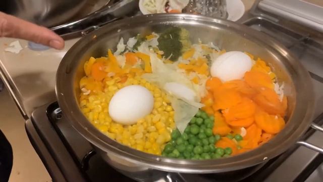 Saladmaster Food Processor | Baking Cake without Oven | cooking Veggies with NO WATER смотреть онлайн