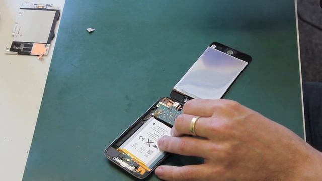 iPod touch 4 screen replacement - Lovefone UK смотреть онлайн