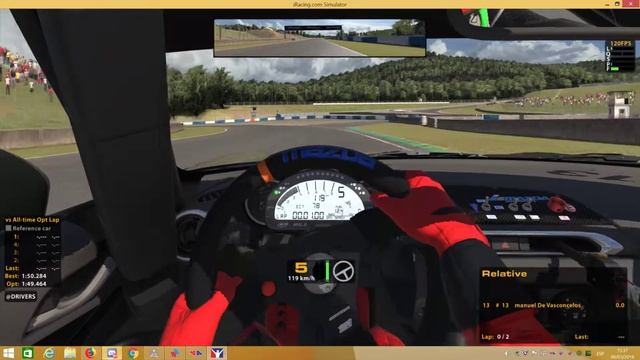 iRacing: Motorsport Simulator смотреть онлайн