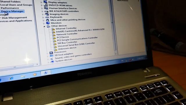 Toshiba E305-s1990x HD replacement with a 128Gb Micron RealSSD C400 Solid State Drive Part 5 of 7 смотреть онлайн