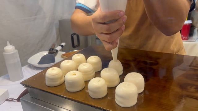 Amazing food at Jodd Fairs night market in Bangkok | Thai Street Food смотреть онлайн