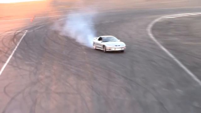 Pontiac Firebird Amateur Drifting смотреть онлайн
