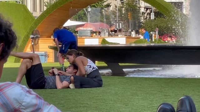 "The Green at Lincoln Center" Lincoln Center is covered in a green oasis, for everyone!! #NYC смотреть онлайн