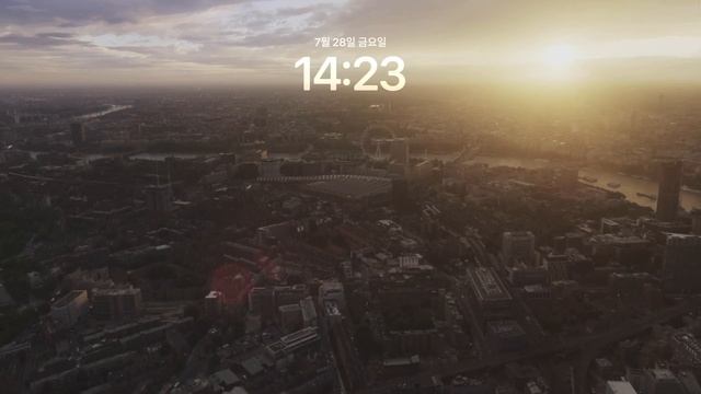 macOS Sonoma public beta: aerial wallpaper/screensaver "London" смотреть онлайн