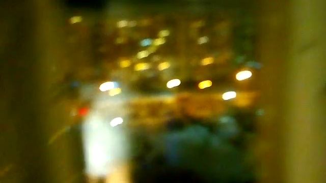 Выкинул зарядку от мак бука в окно смотреть онлайн