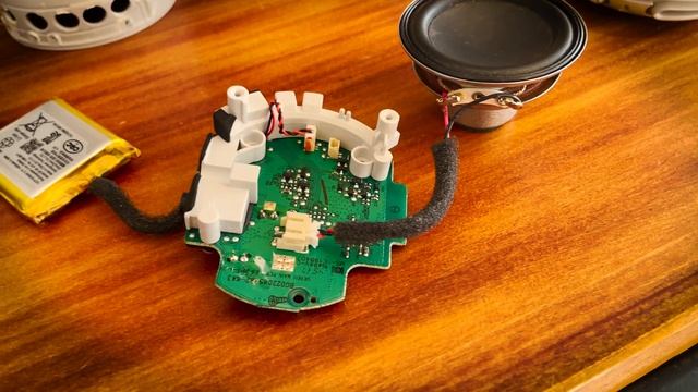 Can an SRS-XB10 mini bluetooth speaker power a floor standing speaker? смотреть онлайн