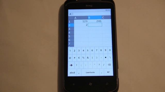 Using Microsoft Office on the HTC 7 Mozart with Windows Phone 7 смотреть онлайн