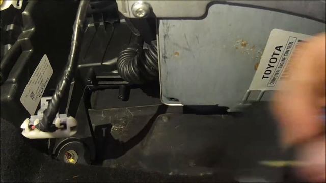 Pontiac Vibe Blower Motor Resistor Replacement (Fan Only Working On 2 of 4 Speeds Fix) смотреть онлайн