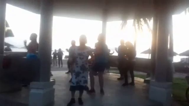 21.12.2018. Пляж Нячанга в 6 утра. Видео Никиты Старостина смотреть онлайн