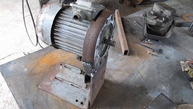 ГРІНДЕР смотреть онлайн