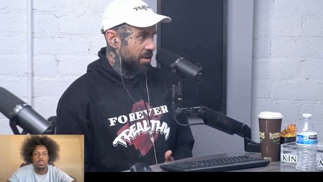 ADAM ON KICKING CRIP MAC’S FAKE DAD OUT OF NO JUMPER! смотреть онлайн