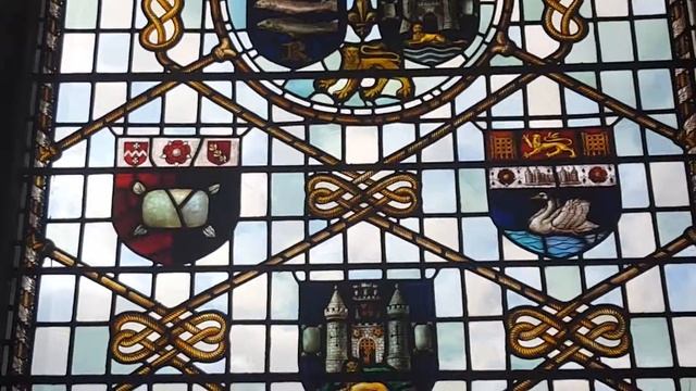 Beautiful Stained Glass Window... смотреть онлайн