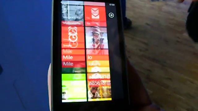 LG Optimus 7 (E900) - video demo 2 смотреть онлайн