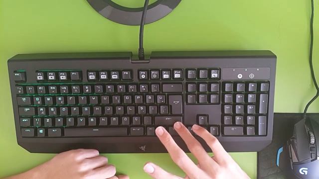 Razer Blackwidow Ultimate 2016 İncelemesi (Uzun kullanım) смотреть онлайн