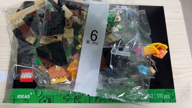 [레고 아이디어스 Lego Ideas] 21342 곤충컬렉션 오픈 The Insect Collection Open смотреть онлайн