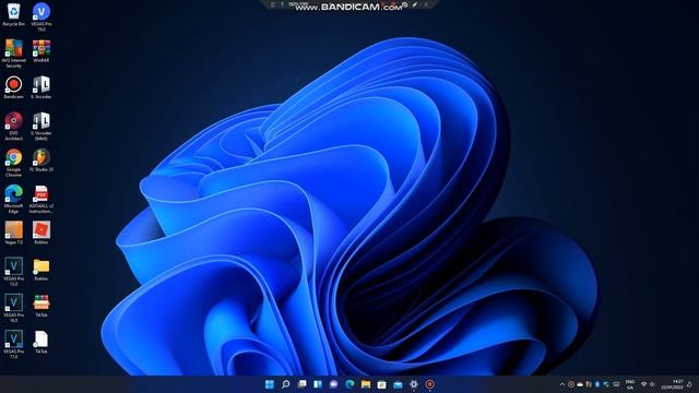 New Windows 11 is Here смотреть онлайн