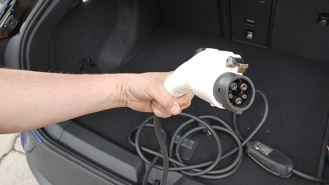 Jesla Review - Smallest, fastest most reliable mobile EV charger смотреть онлайн