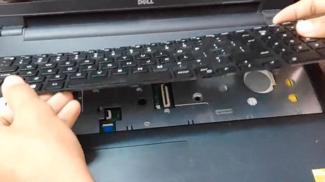 Dell Keyboard Replacement Guide. Backlit keyboard Replacement (Amaze Tips) смотреть онлайн