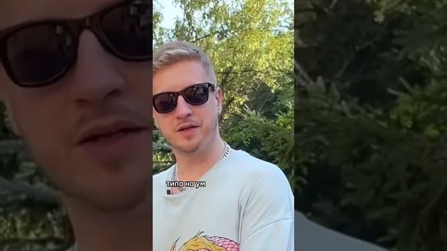 Старая иномарка Vs баба с прицепом. Кто победит?