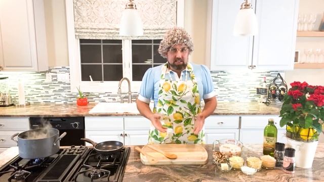 Cooking with Nonnina: Baked Mac & Cheese смотреть онлайн