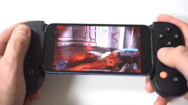 Playing Halo On Iphone 14 - Xbox Game Cloud смотреть онлайн