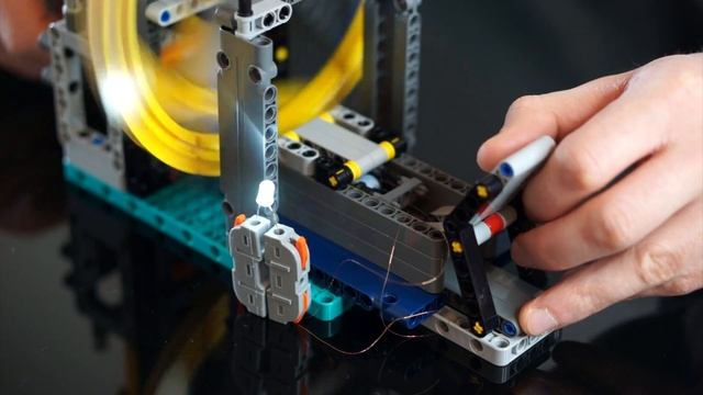 Testing an Adjustable Lego Generator смотреть онлайн